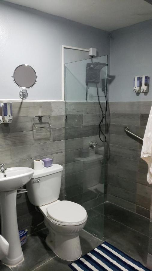 We Hostel And Suites Miraflores By Stand Out Hotels Collection Santo Domingo Zewnętrze zdjęcie